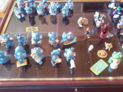 Habe Ü Eier Figuren ohne Ende. Wer hat Interesse